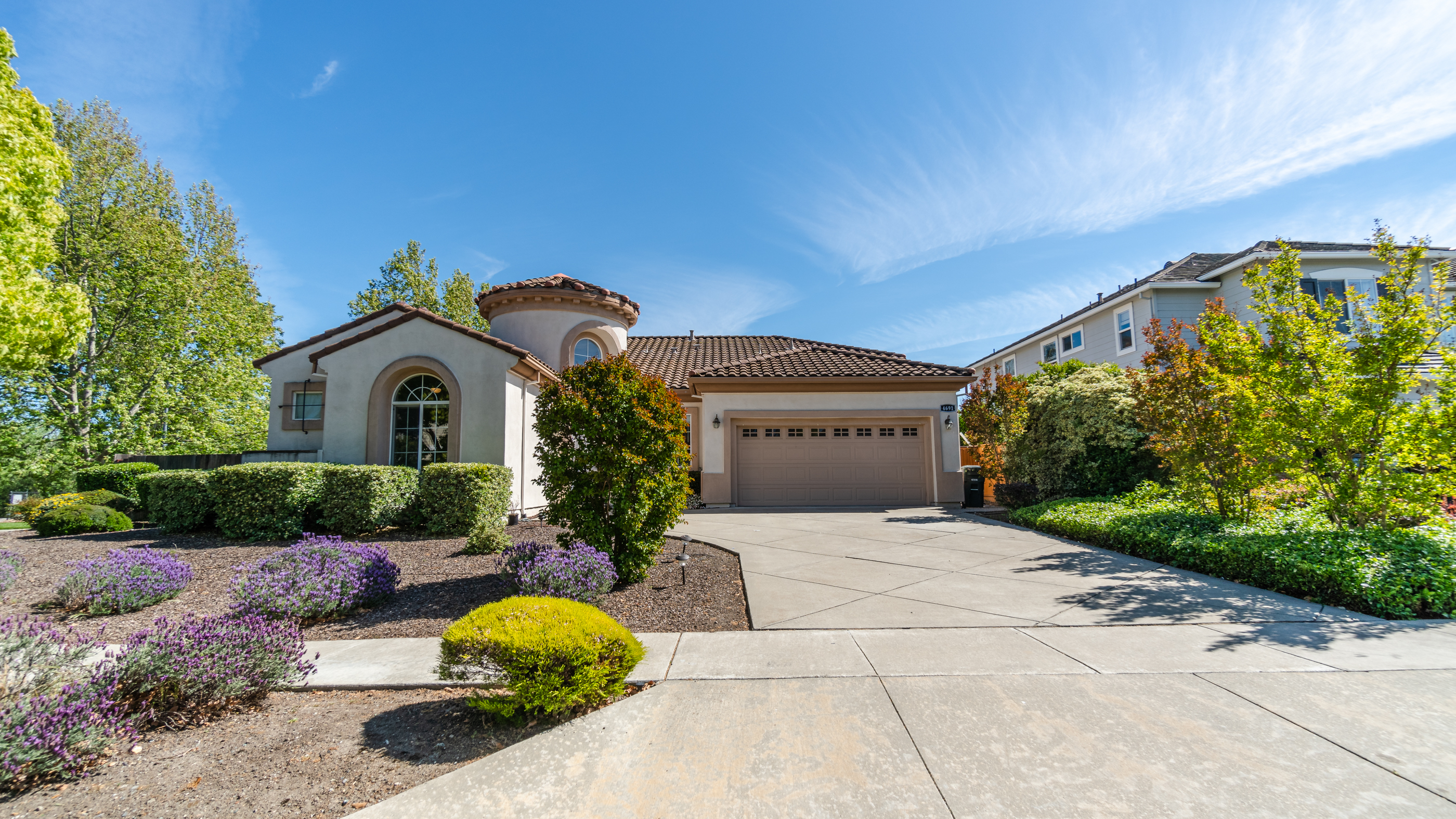 Beautiful La Jolla, San Diego, CA house showcasing the best property management services