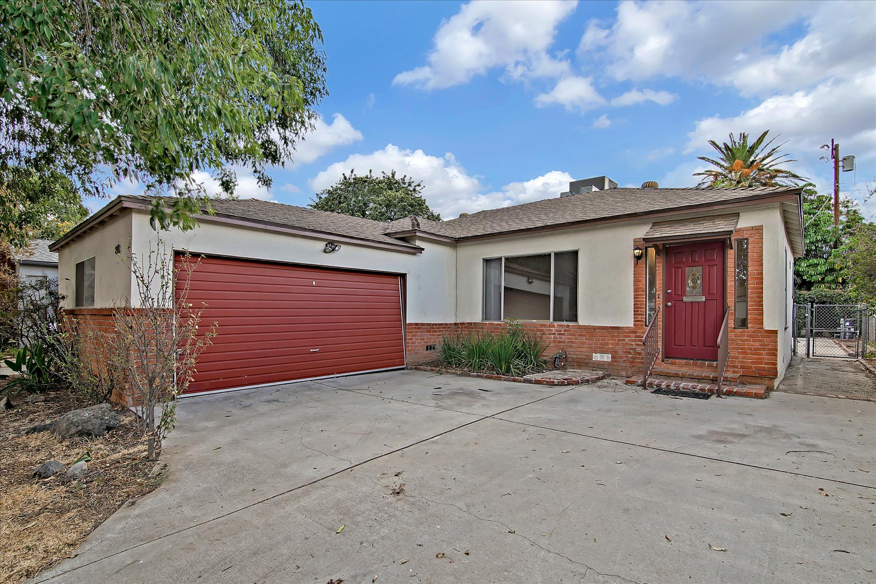 Beautiful Harbor Pines, Los Angeles, CA house showcasing the best property management services