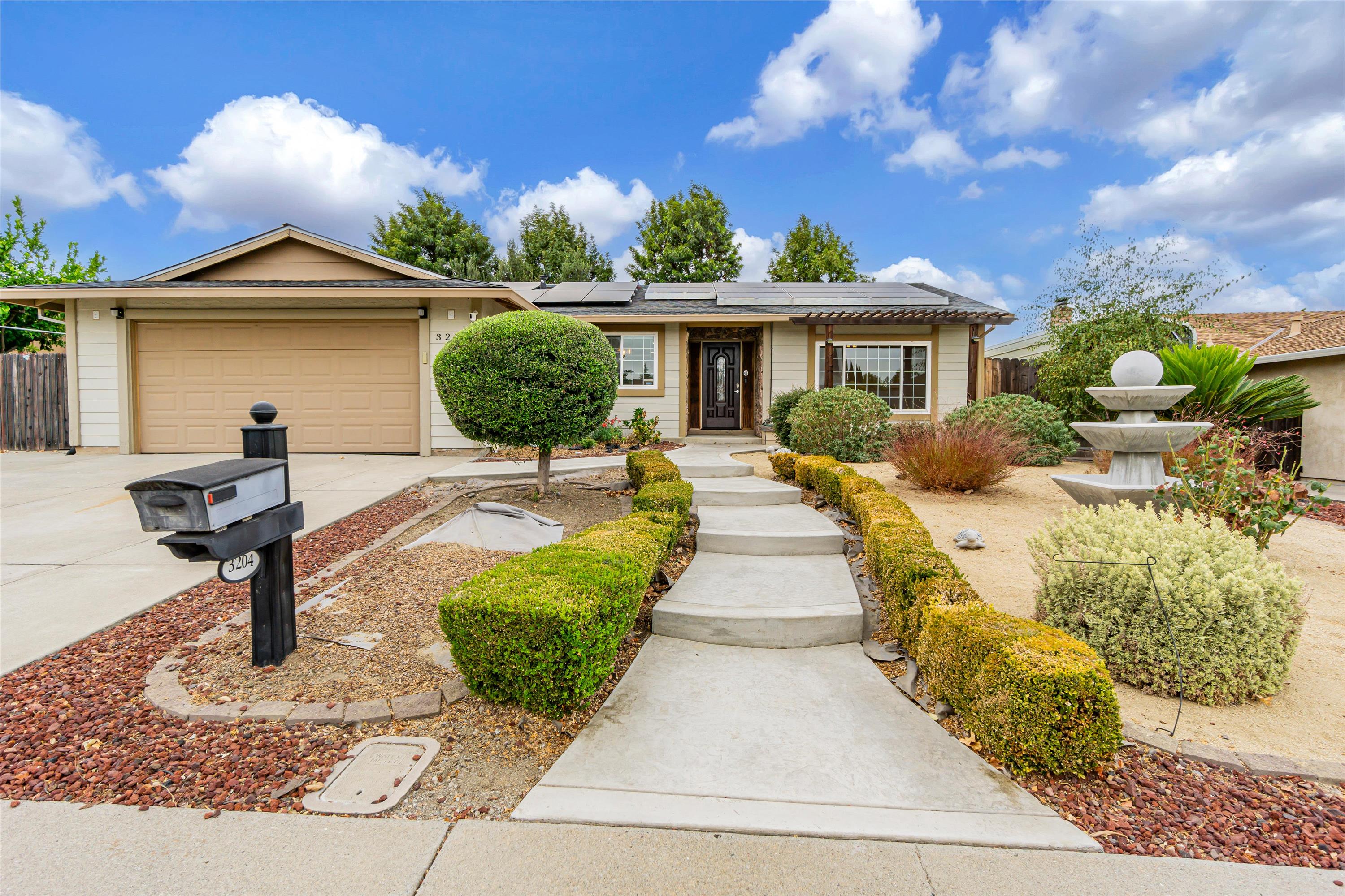 Beautiful Oxnard, CA house showcasing the best property management services