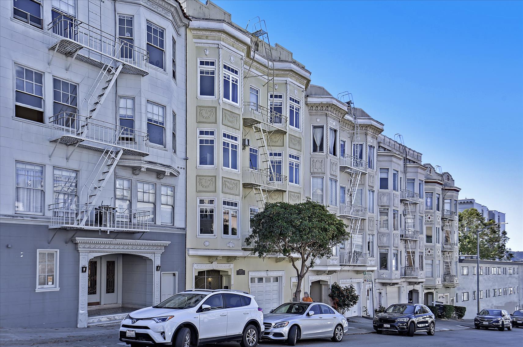 Beautiful Bret Harte, San Francisco, CA house showcasing the best property management services