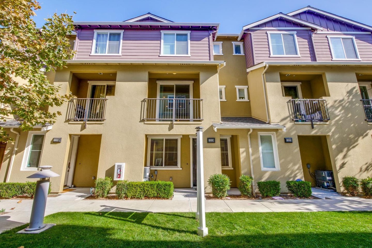 Beautiful Palos Park, IL house showcasing the best property management services