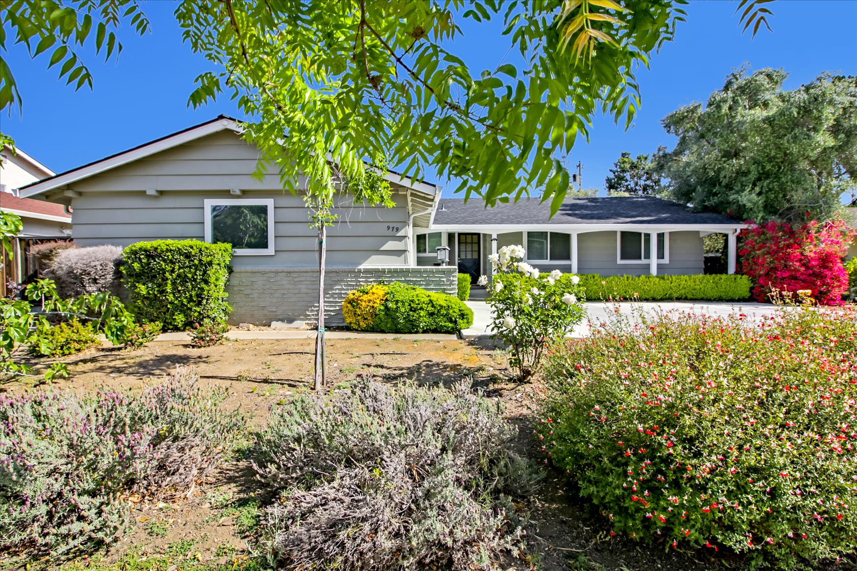 Beautiful Hunter'S Green Parkside, Tampa, FL house showcasing the best property management services