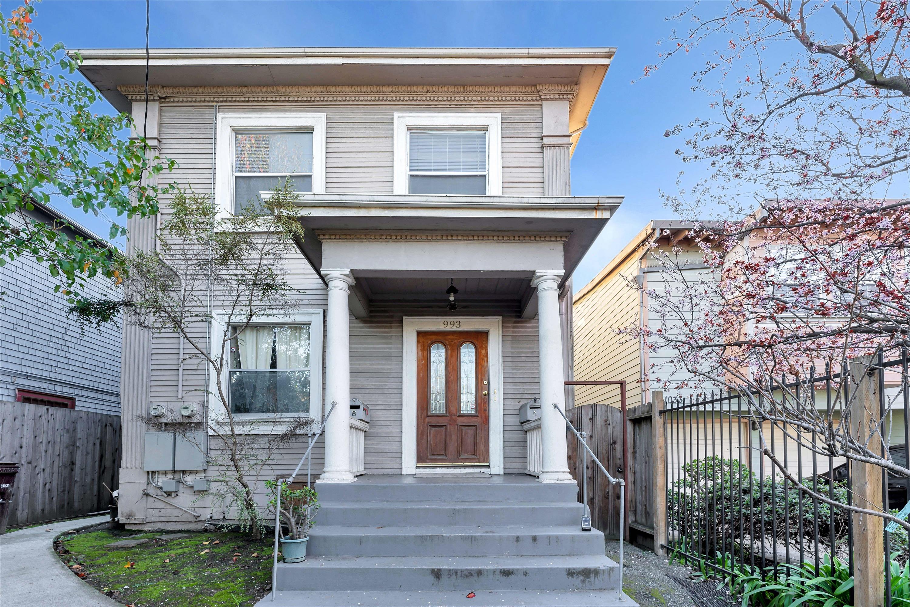 Beautiful Longfellow, Oakland, CA house showcasing the best property management services