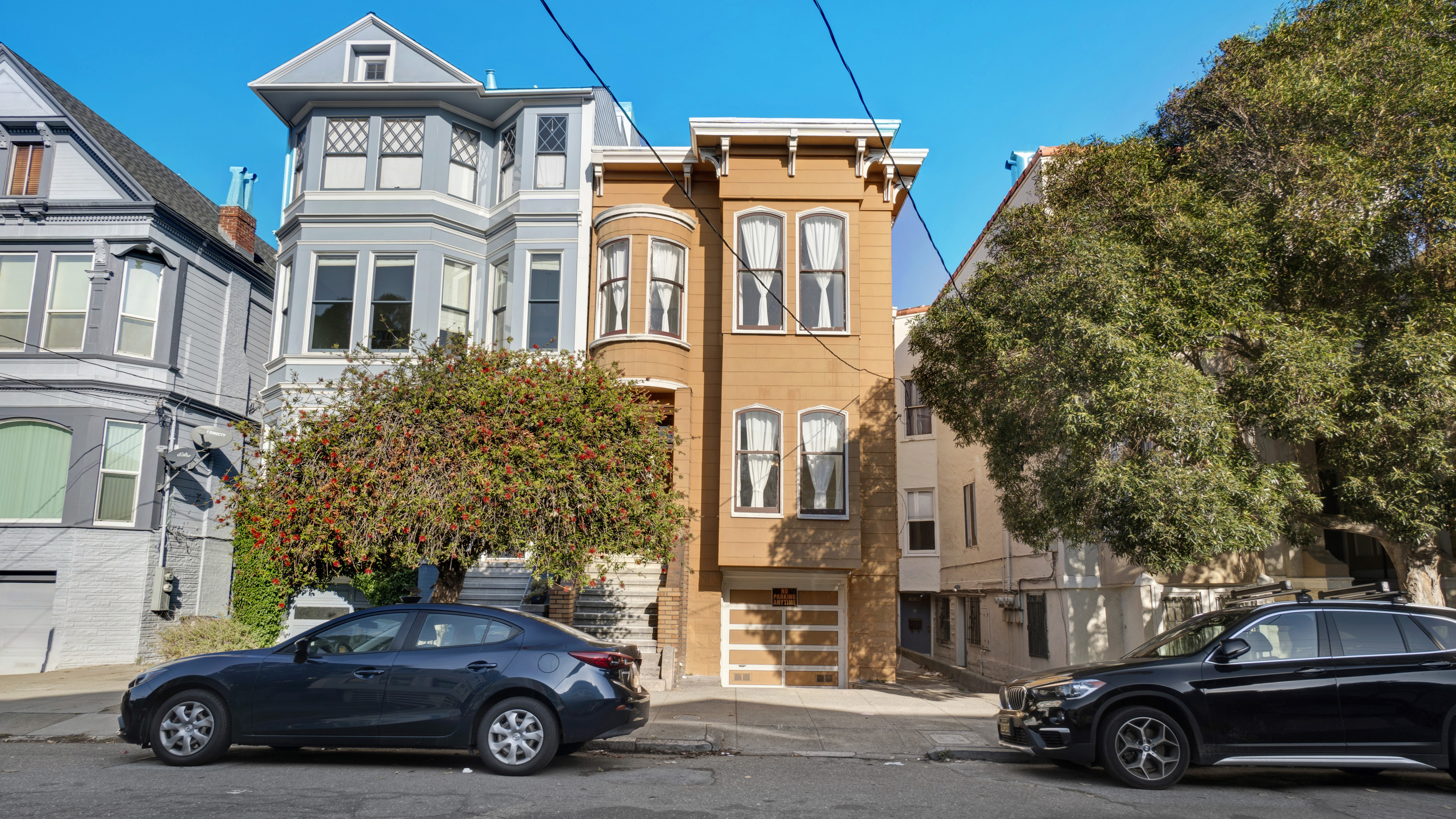 Beautiful Lincoln Park / Ft. Miley, San Francisco, CA house showcasing the best property management services